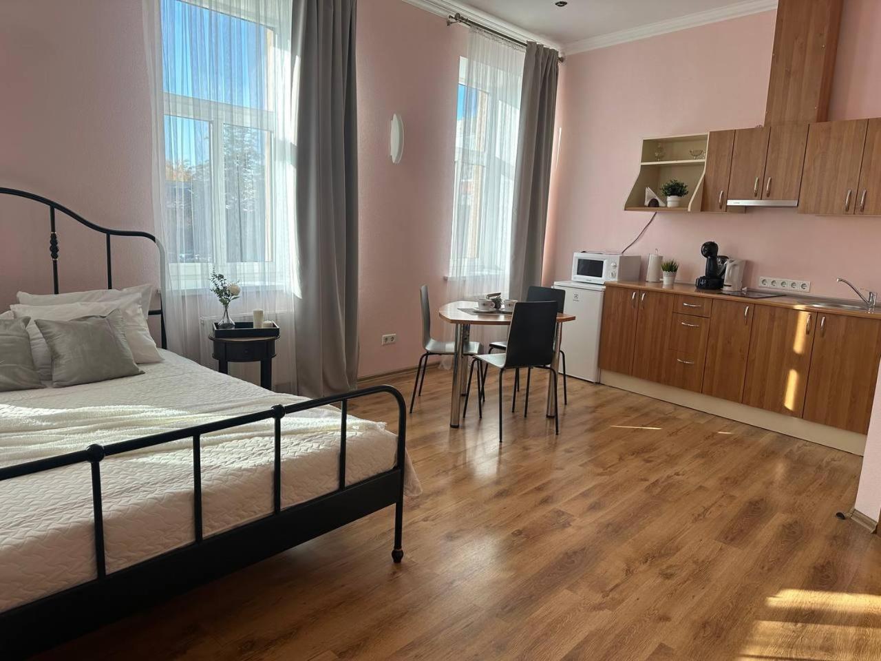 Apartamenti Dvinska Daugavpils Exterior foto